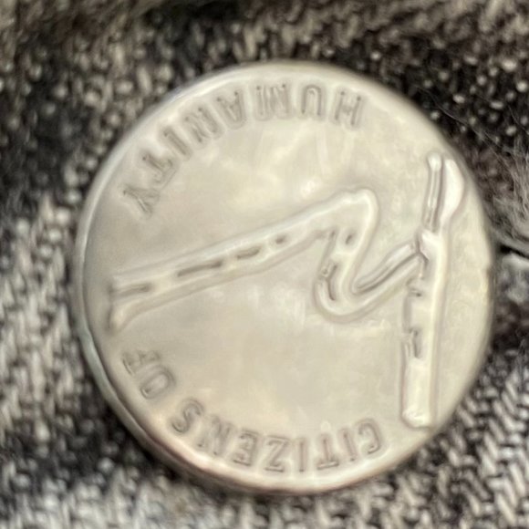 🌸🌸HOST PICK🌸🌸CITIZENS OF HUMANITY DISTRESSED JEANS **MADE IN U.S.A.** - Picture 6 of 10